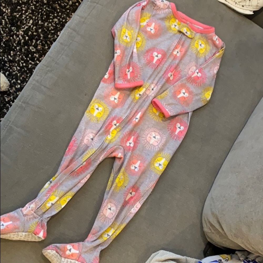 Girls footie pajamas